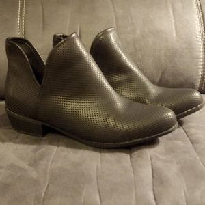 Womens ankle booties